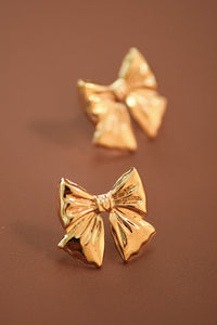 The Bow Studs